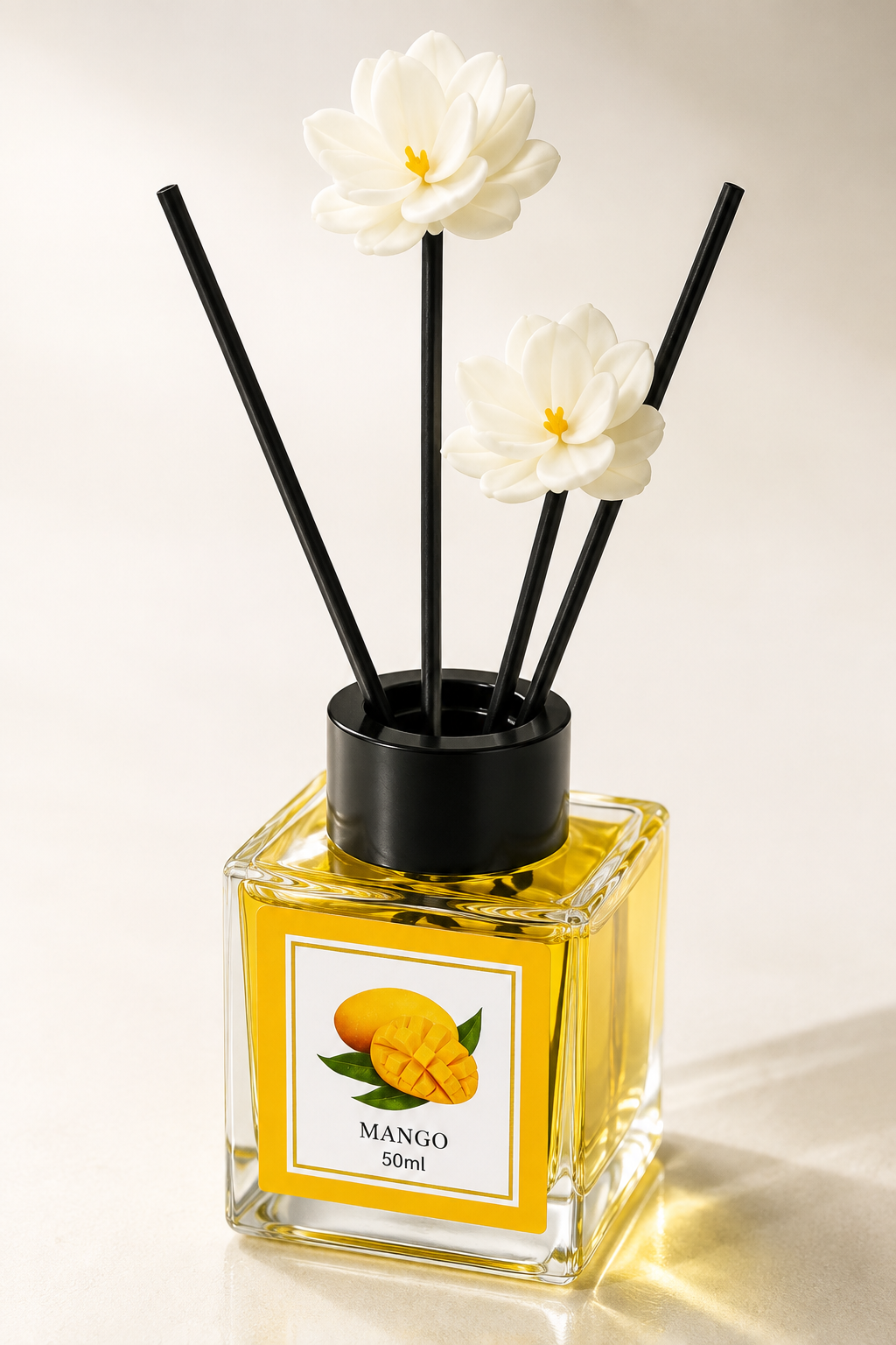 Reed Diffuser Fragrance, 50ml Home Fragrance with Decorative Reeds and Flower Sticks, Elegant Room Diffuser for Bedroom, Bathroom, Living Room and Office (Mango)